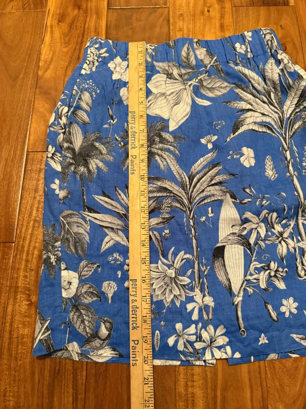 J. Crew 100% Linen Pull-on Skirt in blue Ratti Tropical Toile print sz XS